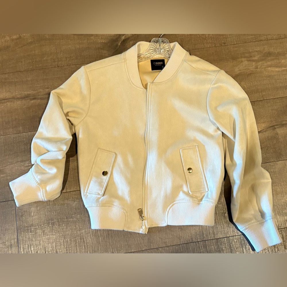Women’s small tan faux suede jacket